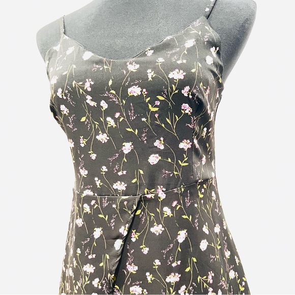 Floral Dress - Picture 3 of 4